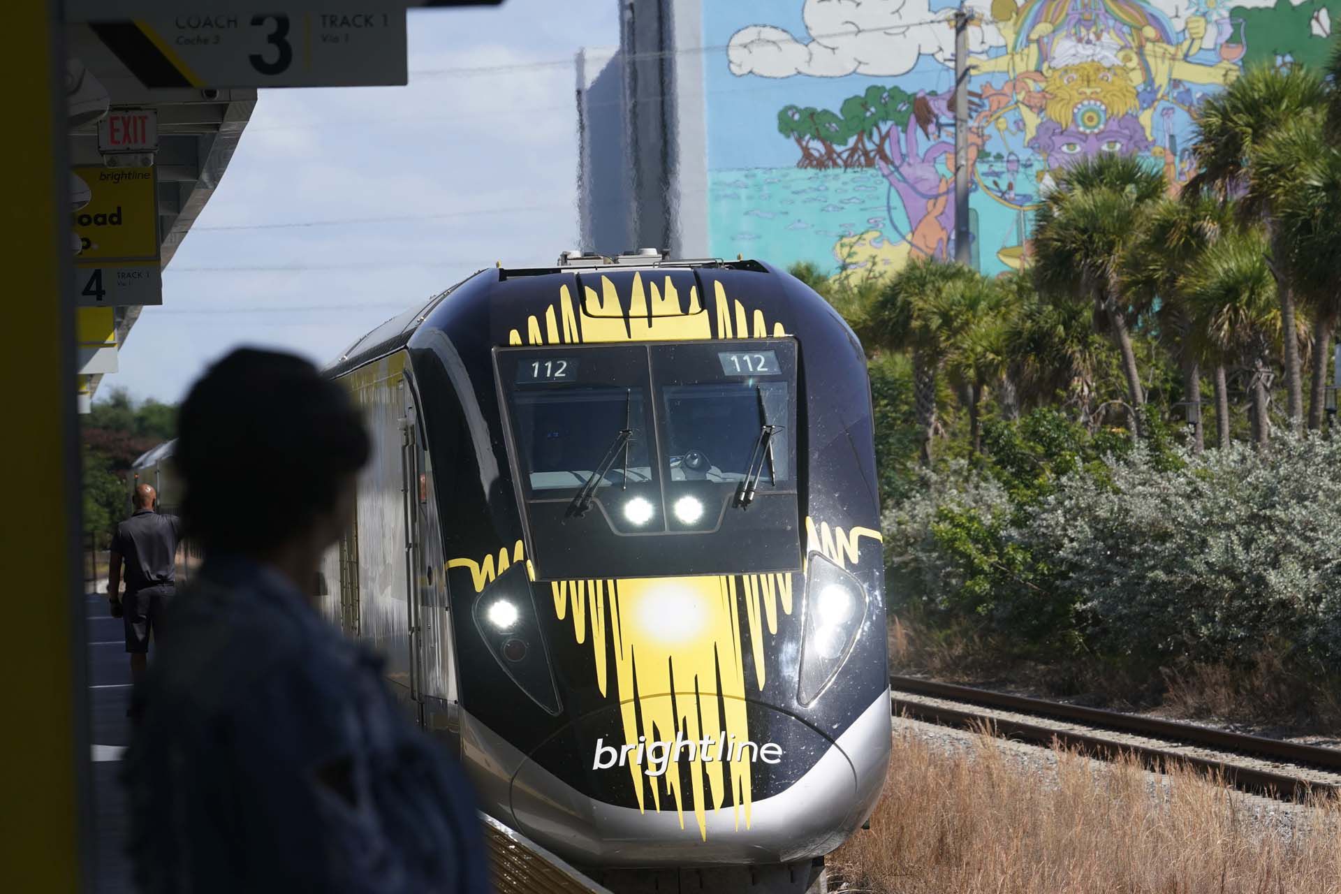 La primera línea ferroviaria privada de pasajeros de EE. UU. en 100 años está a punto de unir Miami y Orlando a alta velocidad
