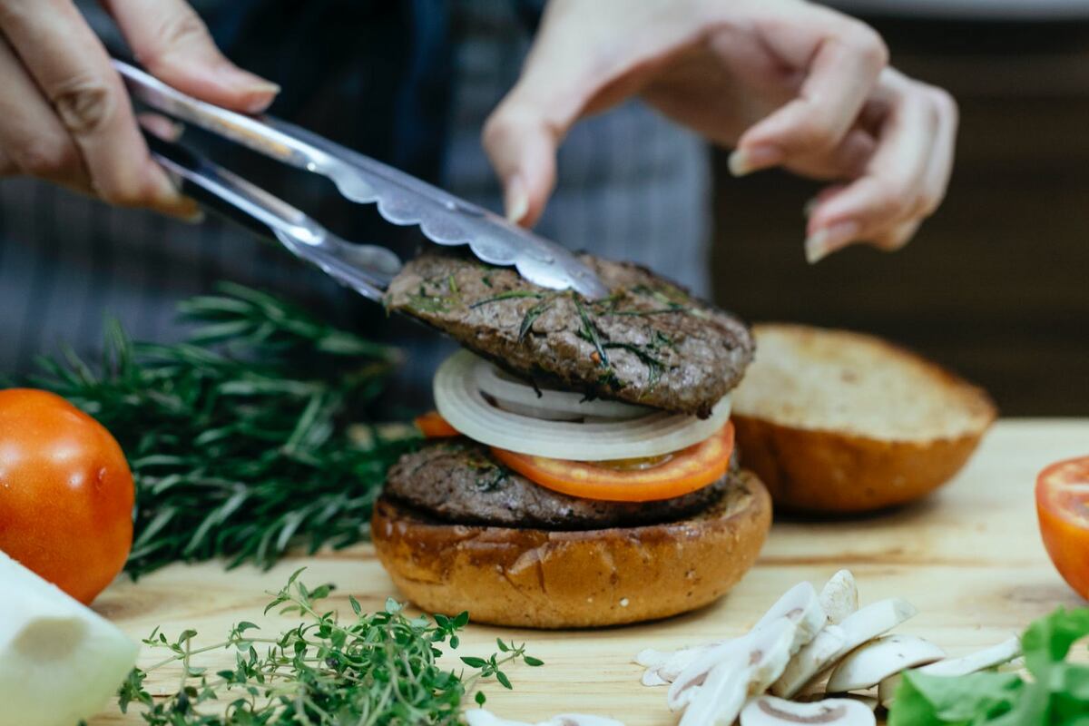 Receta peruana para preparar hamburguesa de carne molida