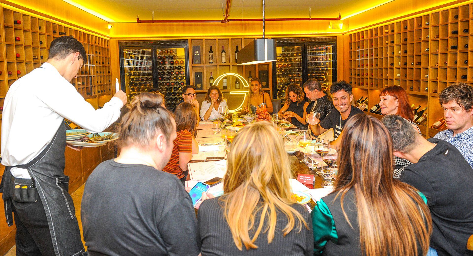  Los invitados se deleitaron con delicias del restaurante de Roberto Ottini (RS Fotos)