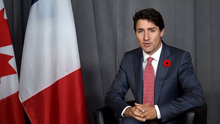 Justin Trudeau anunció la iniciativa a cinco meses de que se celebren elecciones federales en Canadá. Se espera que las propuestas por cambio climático y contaminación constituyan una parte central de la campaña (Foto: AFP)