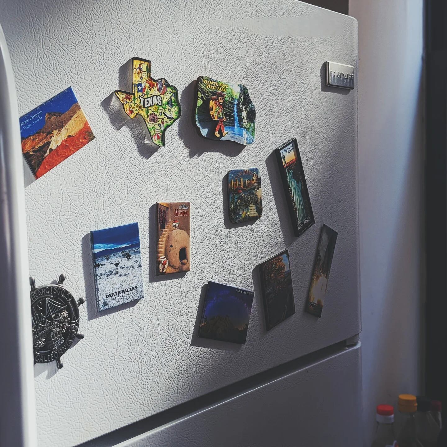 En verdad los imanes en el refrigerador aumentan el consumo de energía?