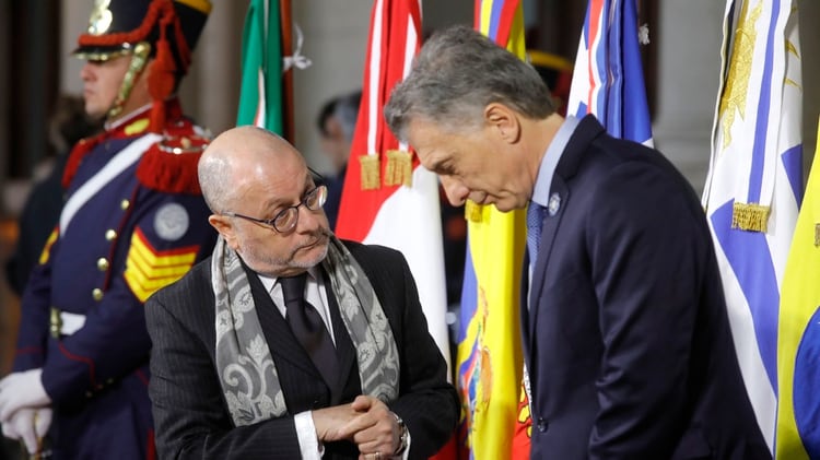Macri viajará a Madrid acompañado por el canciller Faurie. Aquí, en la cumbre presidencial de Mercosur que se realizó en Santa Fe. (Efedos)