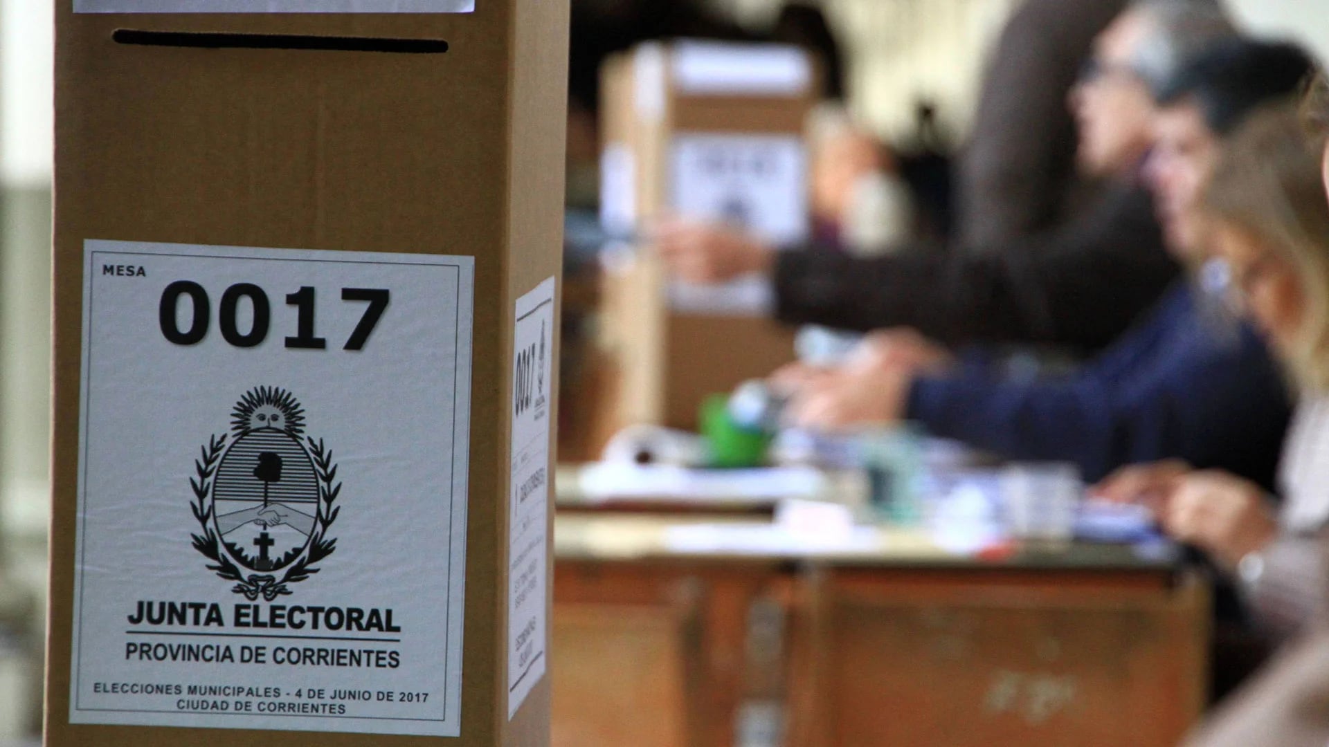 Las urnas de votación que se utilizaron en Corrientes (Telam)