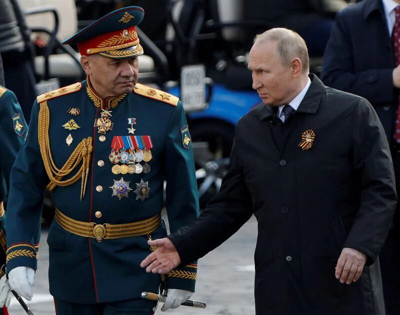 El presidente ruso, Vladimir Putin, y el ministro de Defensa, Sergei Shoigu (REUTERS/Maxim Shemetov)