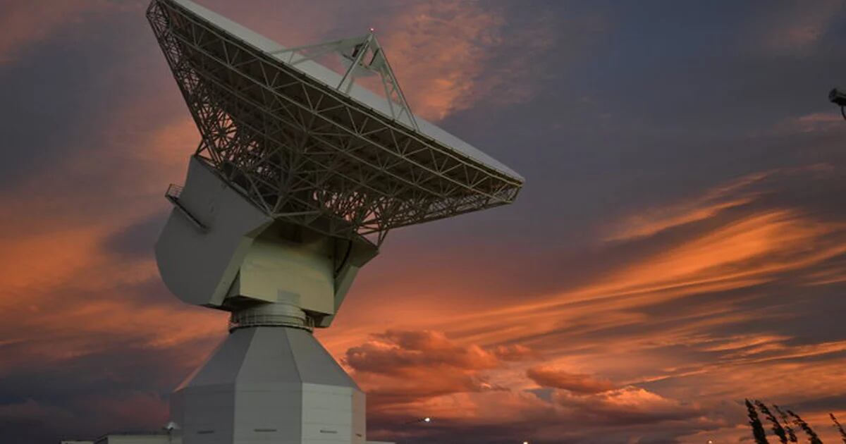 Qual è il ruolo influente nell’esplorazione dell’universo dell’antenna spaziale profonda di Mendoza?