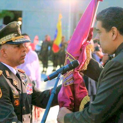 MG  Richard López Vargas el día que Nicolás Maduro lo designa Comandante Greneral de la GNB