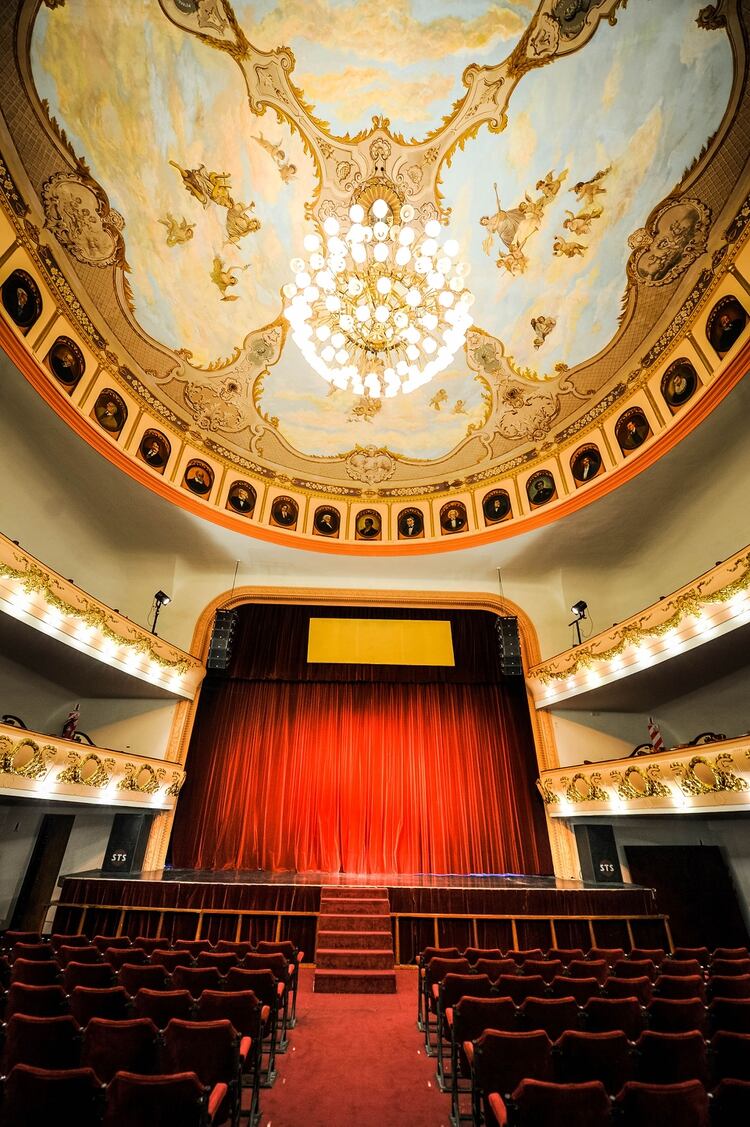 Teatro Roma de Avellaneda