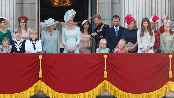 Armonía familiar en el balcón del Buckingham Palace (Reuters)