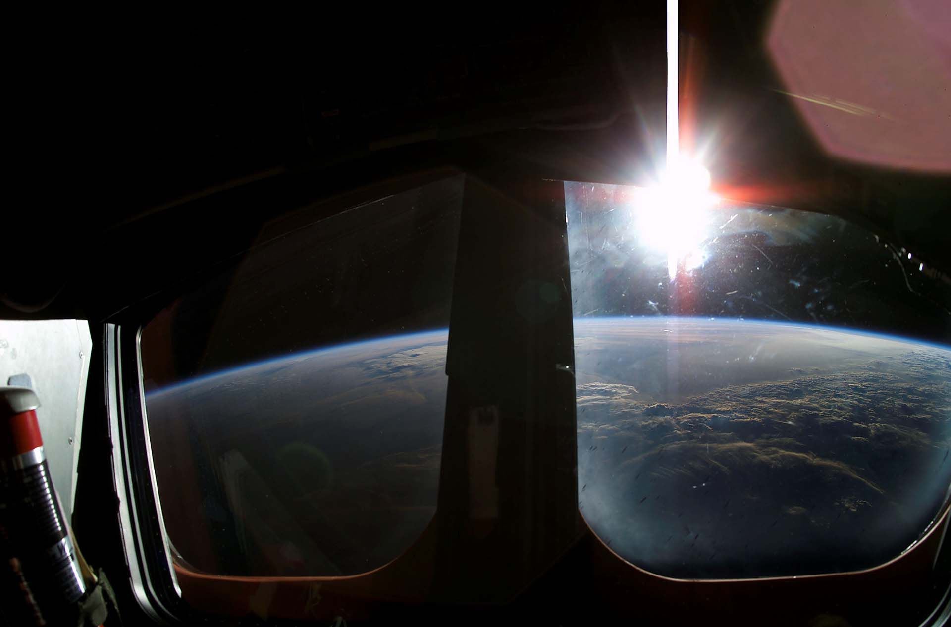Los viajes espaciales más lejanos a la Tierra plantean interrogantes sobre un fallecimiento (Photo by NASA/Getty Images)