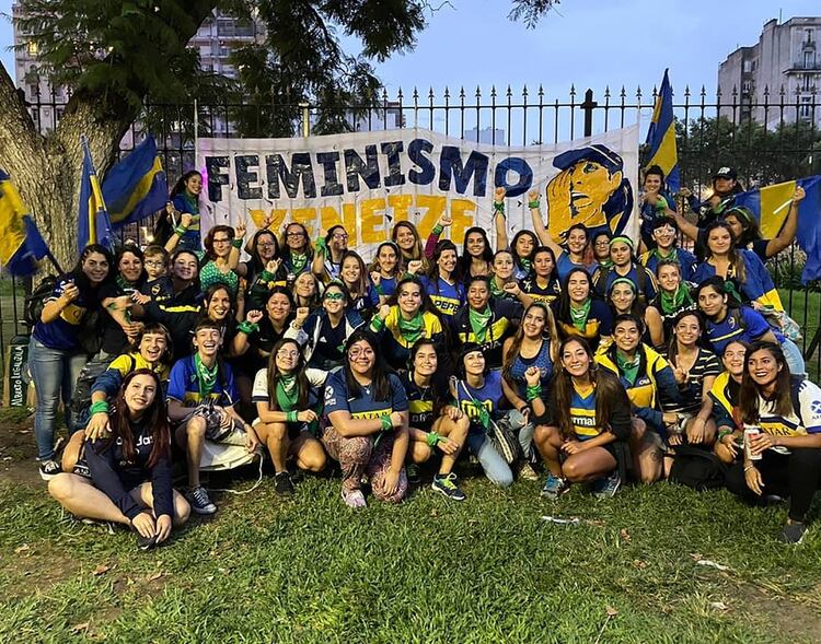 Feminismo Xeneize es una organización creada a mediados de 2019 (@feminismoxeneize)