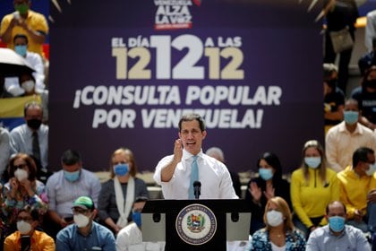 El líder opositor Juan Guaido convoca a protestas y manifestaciones para el sábado 12 dentro y fuera de Venezuela. REUTERS/Manaure Quintero