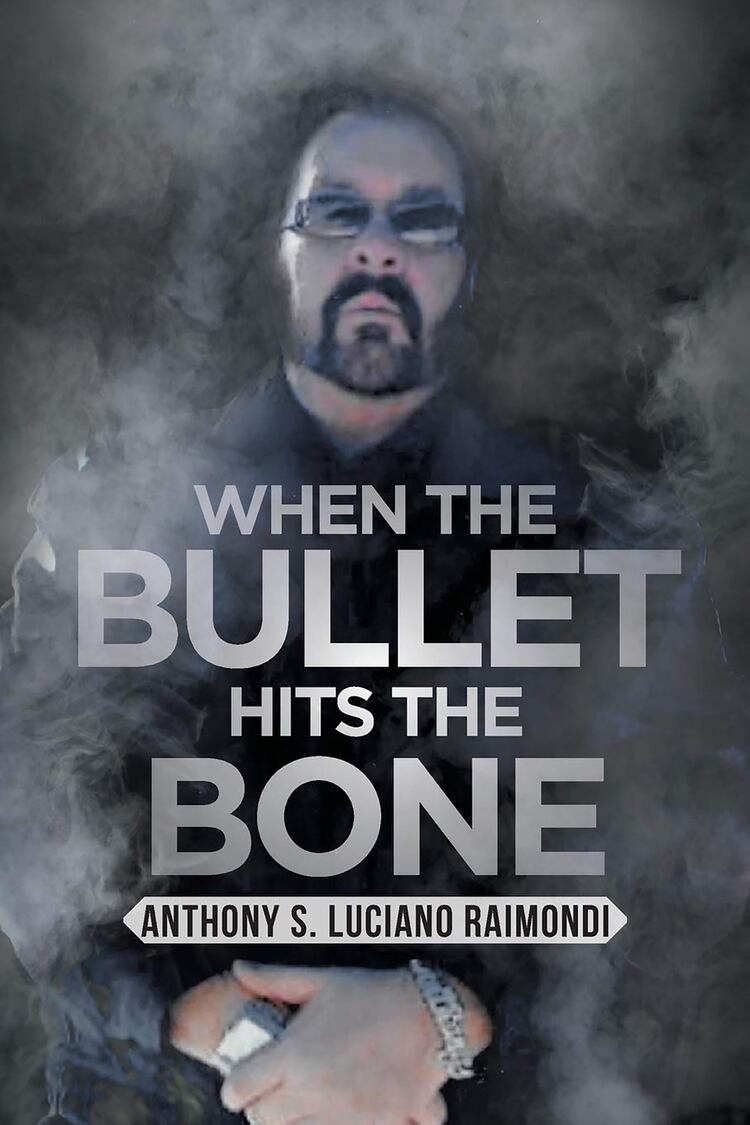 La cubierta del libro de Anthony Luciano Raimondi, sobrino de Lucky Luciano y quien dice haber participado en el crimen del papa Juan Pablo I