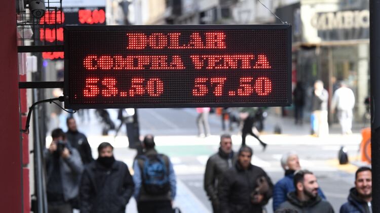 El flamante ministro de Hacienda logró una tregua con el dólar (foto: Maximiliano Luna)