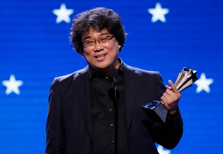 El director Bong Joon-ho fue premiado en su categoría en los SAG Awards 2020. (REUTERS/Mario Anzuoni)