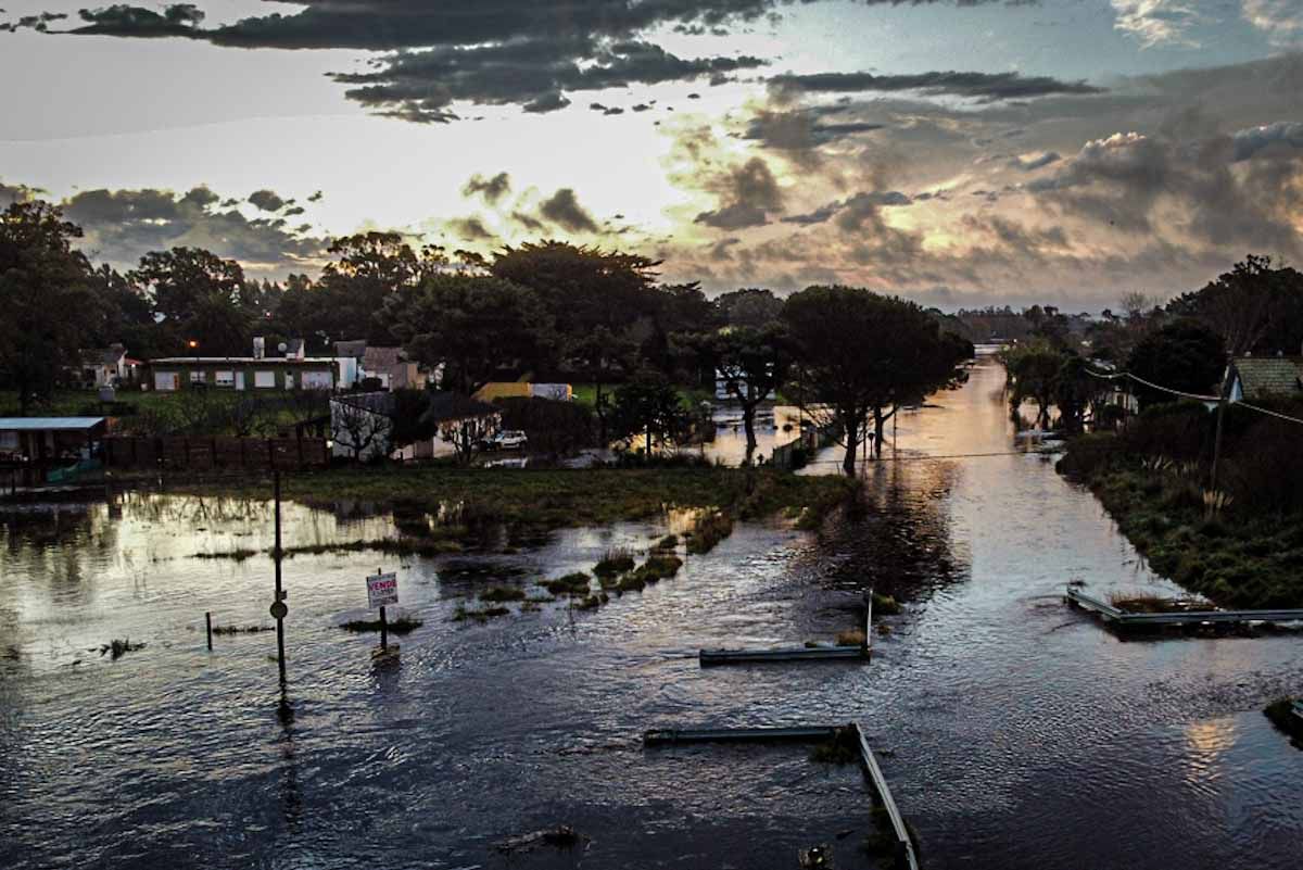 El fuerte temporal en Mar del Plata dejó inundaciones, familias evacuadas y  escuelas llenas de agua - Infobae