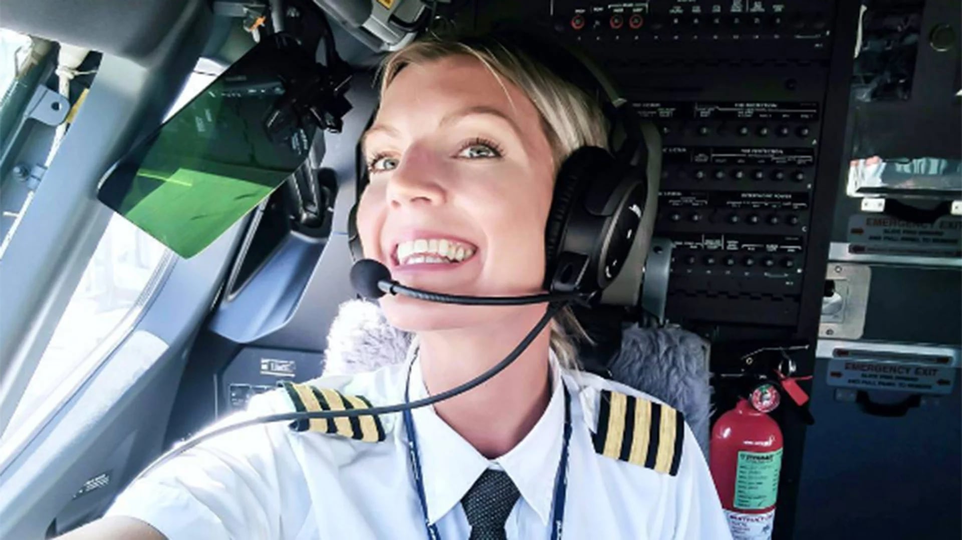 Maria Petterson es piloto en Ryanair