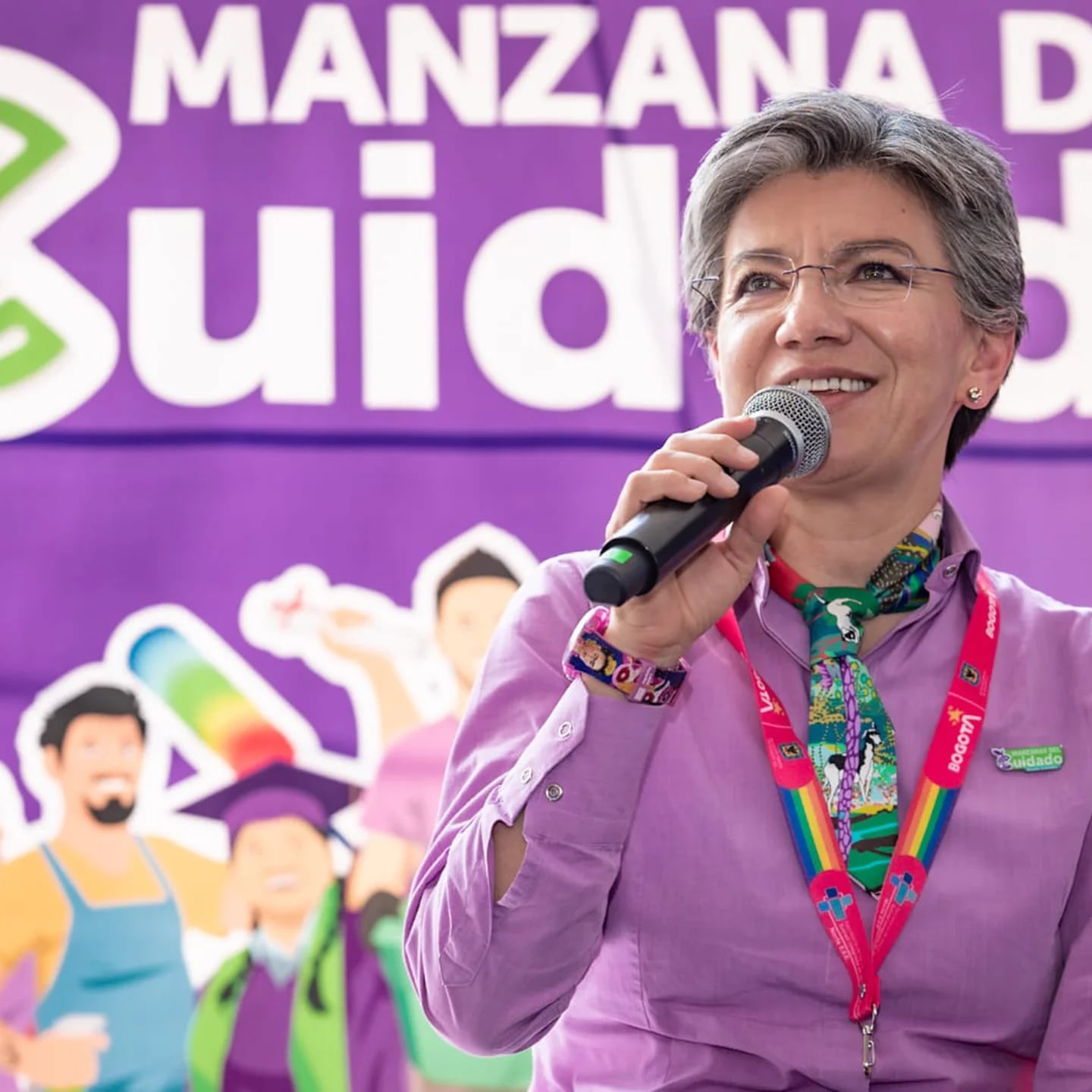 Claudia López se despide de la Alcaldía de Bogotá “ha sido un honor infinito ser su primera mujer alcaldesa” - Infobae