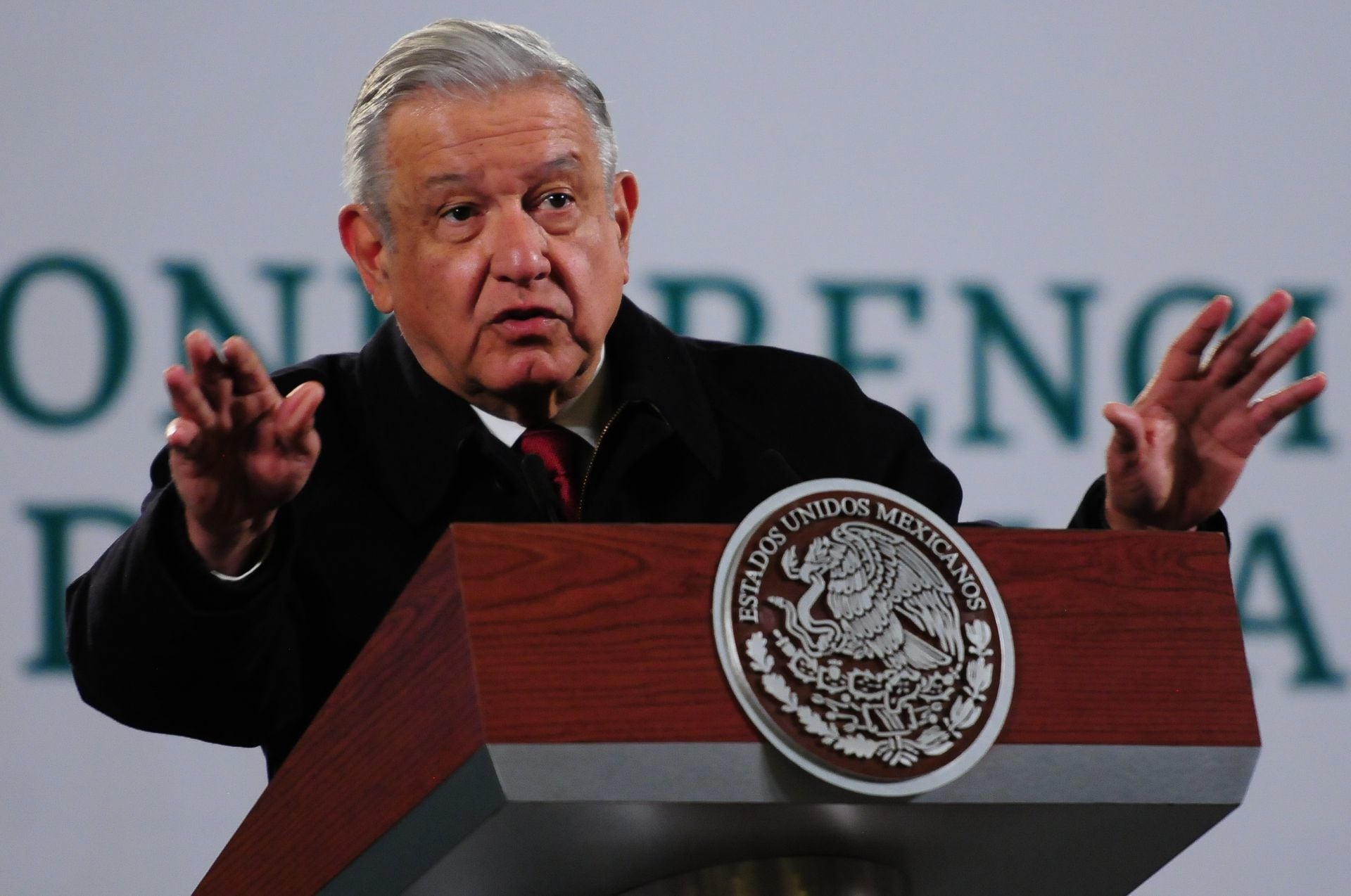 El presidente de México Andrés Manuel López Obrador se dirige a su audiencia.

Foto:
Cuartoscuro