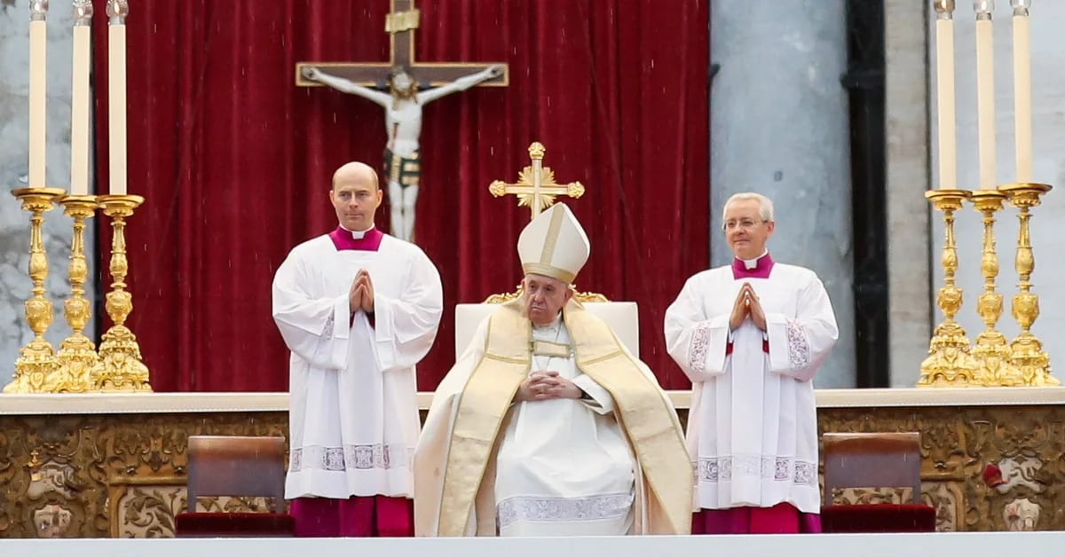 Johannes Paul I., der 33 Tage Papst war, wurde im Vatikan heiliggesprochen