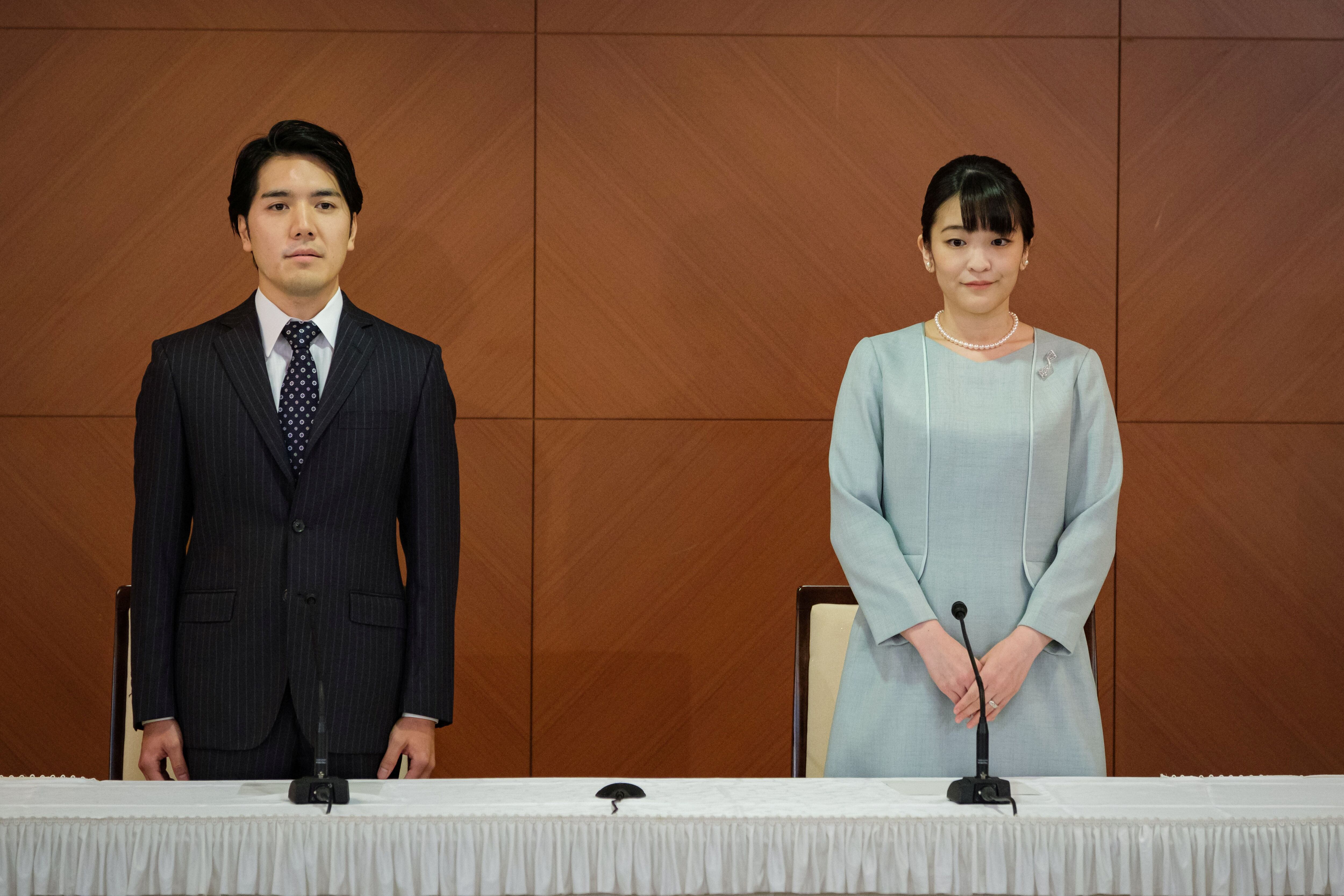 La princesa Mako de Japón y su esposo Kei Komuro. Nicolas Datiche / Pool vía REUTERS