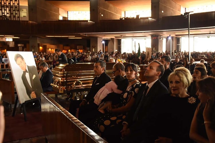 Todos los homenajes fueron con el féretro cerrado (Foto: Ana Hernández/Infobae México)