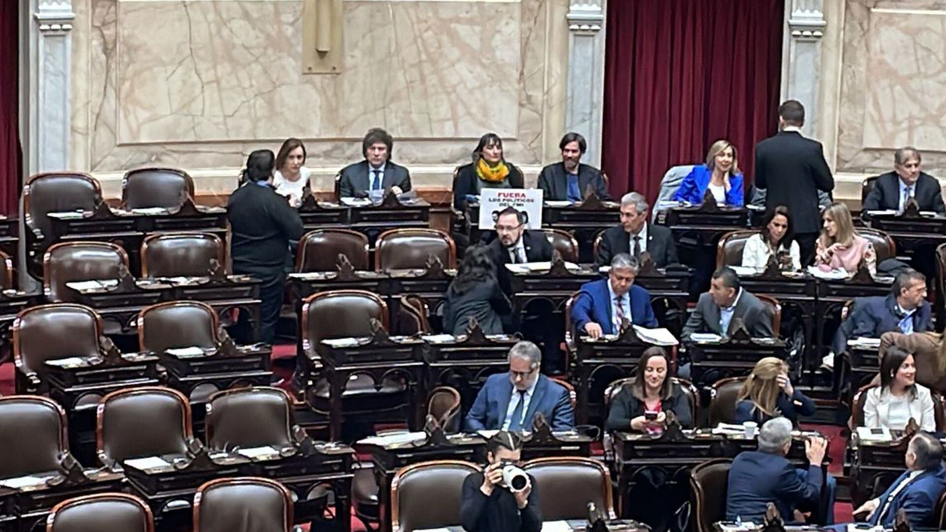 Javier Milei y Victoria Villarruel dieron quórum para reformar el impuesto a las Ganancias