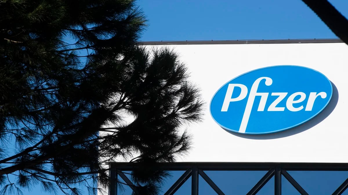 Pfizer acordó resolver más de 10,000 demandas por cáncer relacionadas con un medicamento para tratar la acidez estomacal