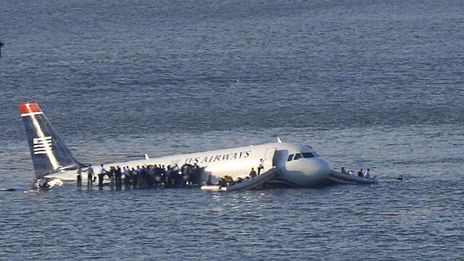 El aterrizaje de emergencia del Airbus 320 de US Airways que había despegado del aeropuerto LaGuardia y amerizó en el río Hudson con todos los pasajeros a salvo fue una verdadera hazaña