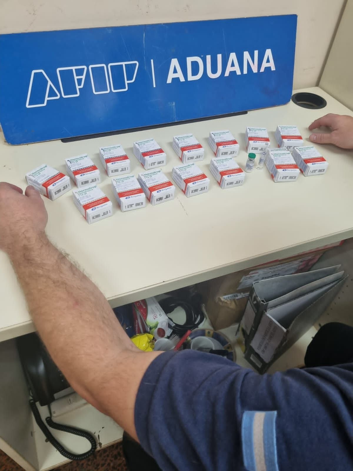 Un turista intentó ingresar al país 15 cajas de la “hormona del crecimiento” valuadas en $150 mil