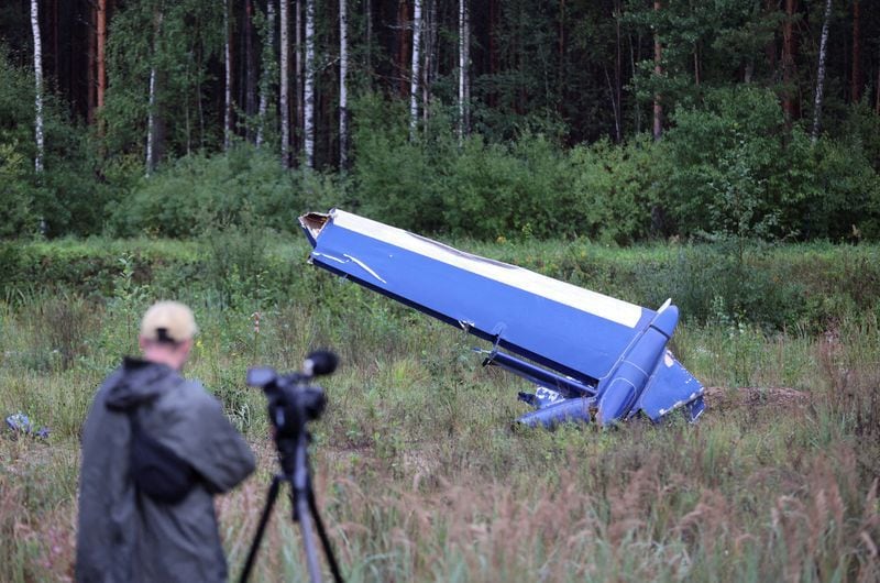 Los restos de Prigozhin fueron recuperados de un avión siniestrado en la región rusa de Tver que, según informes preliminares, una bomba a bordo podría haber sido la causa del desastre. (REUTERS)