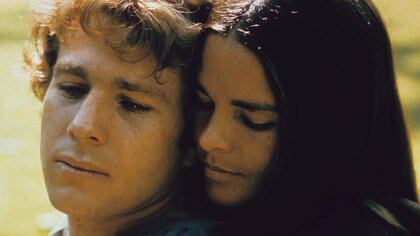 Editorial use only. No book cover usage.
Mandatory Credit: Photo by Paramount/Kobal/Shutterstock (5883938y)
Ryan O'Neal, Ali Macgraw
Love Story - 1970
Director: Arthur Hiller
Paramount
USA
Scene Still
Love Story