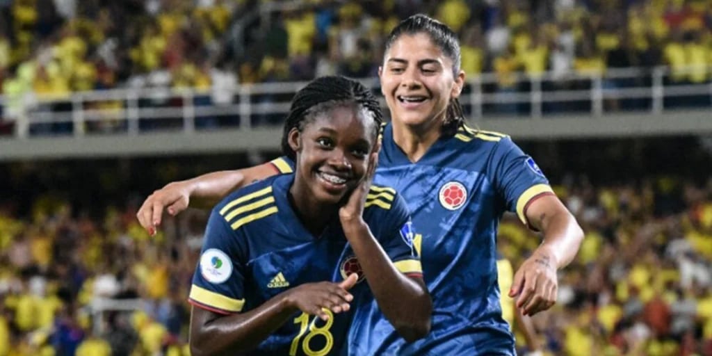 Linda Caicedo entró al selecto grupo de jugadoras que ha anotado gol en todas las divisiones de la selección Colombia