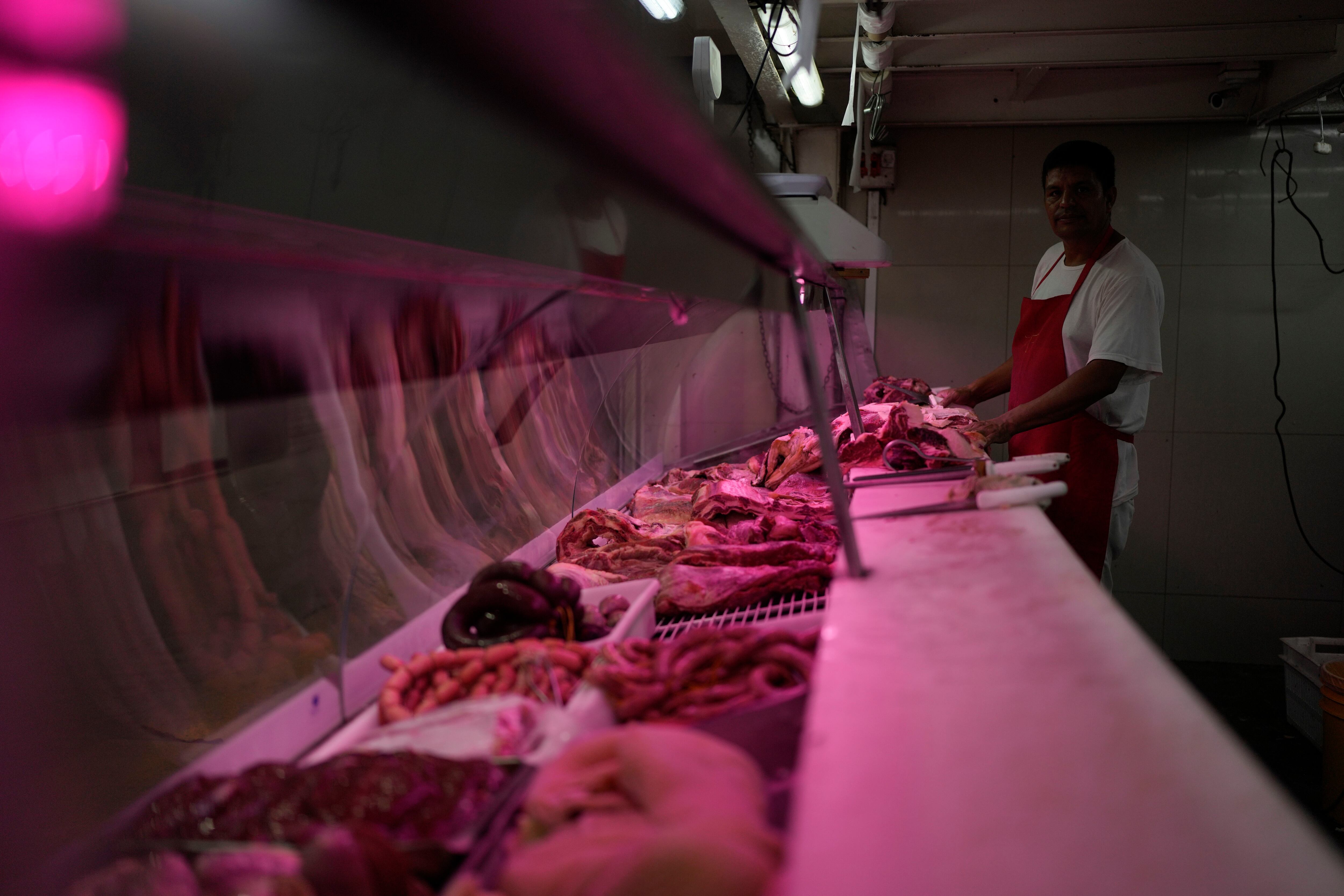 La sobreoferta de carne contuvo los precios durante el primer semestre. (AP)