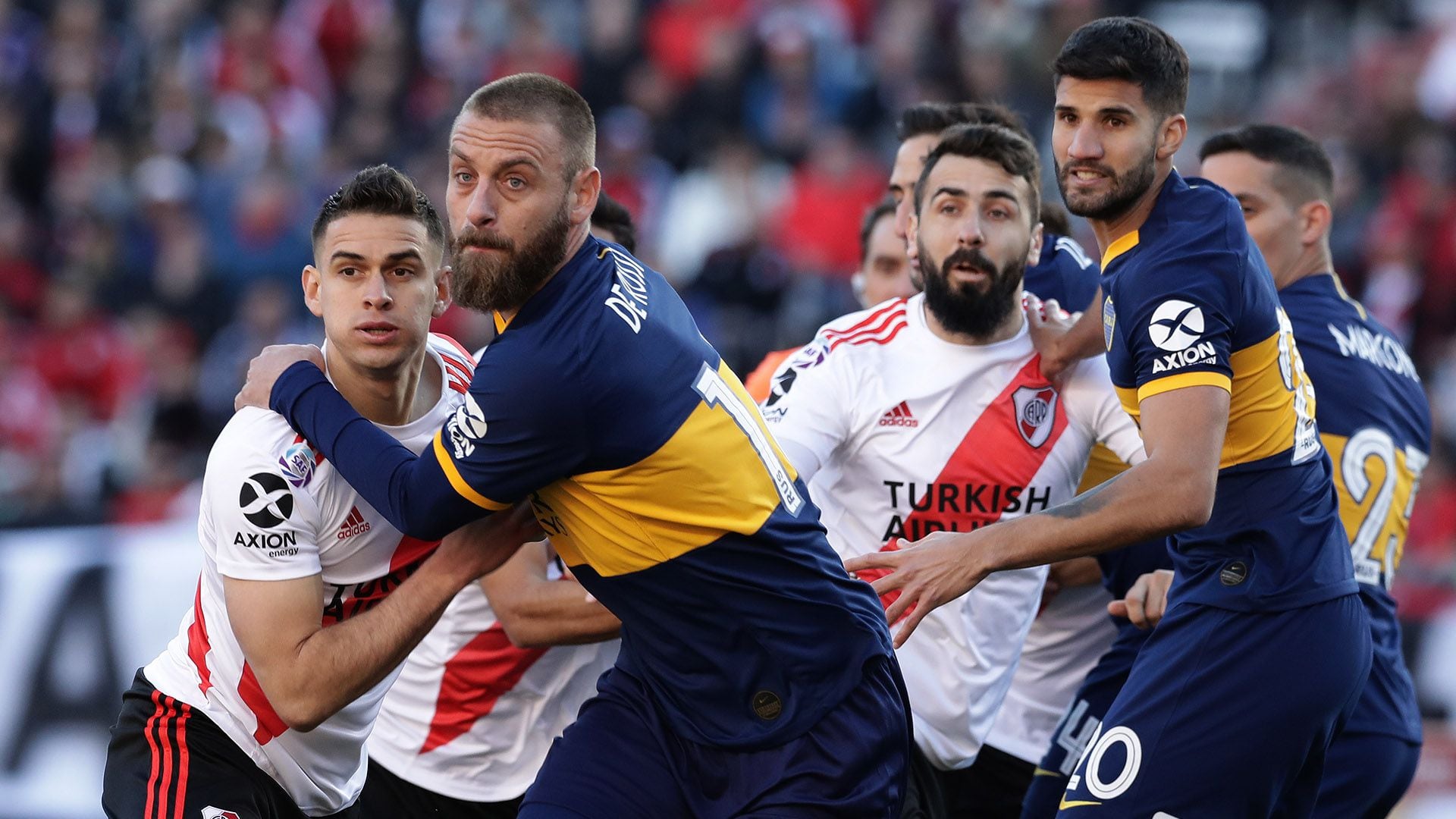 D'Onofrio y una chicana para Angelici por la contratación de De Rossi: "Me criticó porque traje jugadores de edad y sin poder de reventa. Esos jugadores de edad ya ganaron una Copa Libertadores y están en otra final" (Photo by ALEJANDRO PAGNI / AFP)