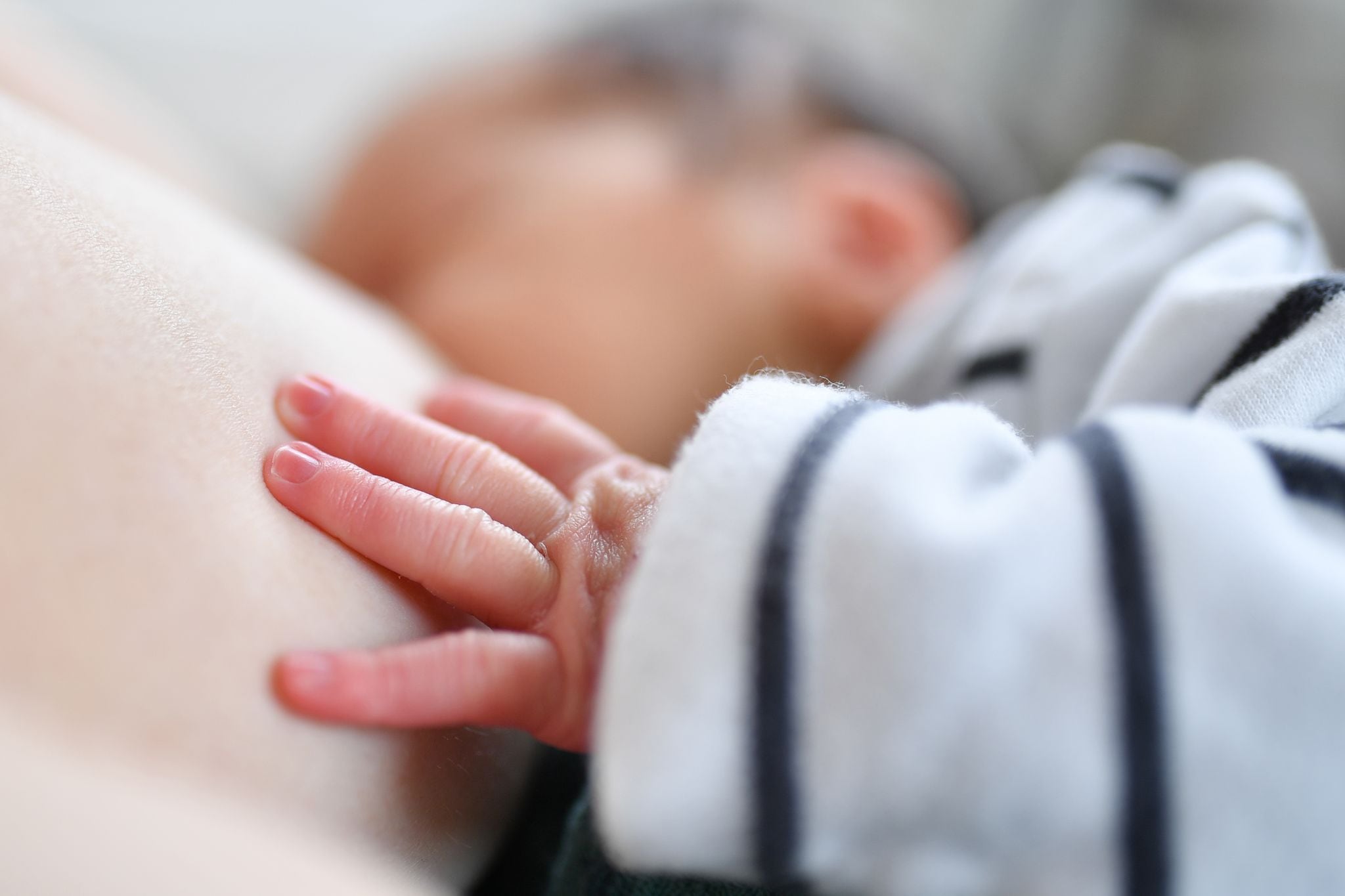 Cada día mueren 7.000 recién nacidos y 830 madres por complicaciones en el parto (Foto: Uwe Anspach/dpa)