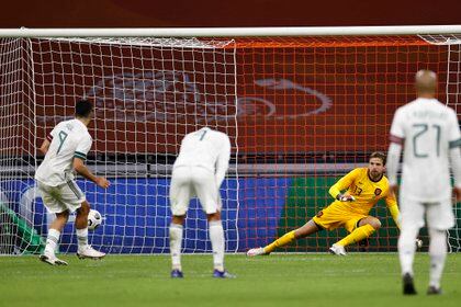 Con gol de penalti de Raúl Jiménez, México venció a Holanda (Foto: EFE)