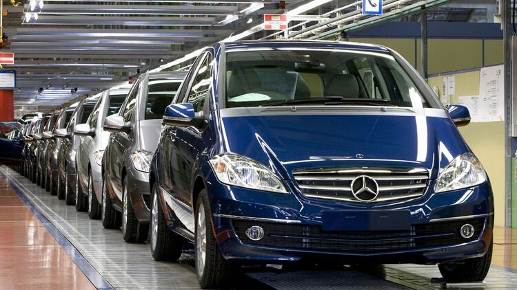Brasil Mercedes Benz Invertira Us 230 Millones Para Construir