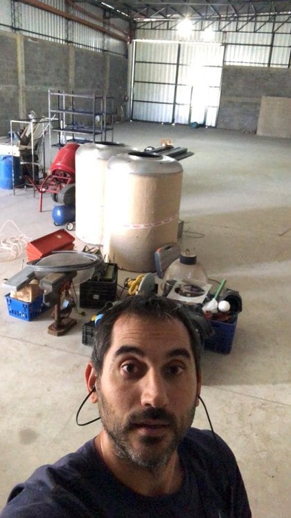 El inicio de todo, la primera selfie en la fabrica Mole que abrió sus puertas en marzo de 2019.