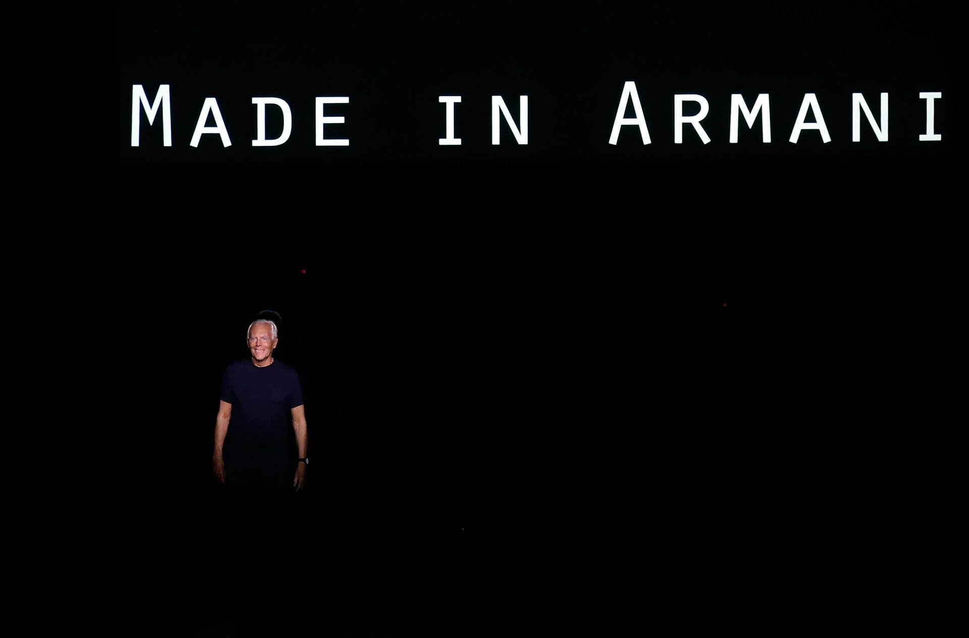 Made in Armani es la nueva colección que presentó la firma italiana en Milán (AP)