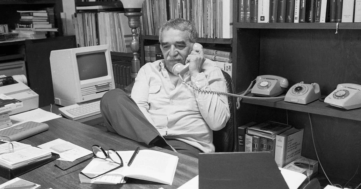 La storia dietro la foto di gruppo di Gabriel García Márquez, Muhammad Ali, Robert De Niro e Sergio Leone