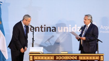 La llegada de Jorge Ferraresi al gabinete de Alberto Fernández abrió la interna en el PJ bonaerense entre los intendentes "cristinistas" y los "albertistas".