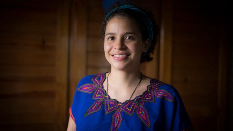 Amaya Coppens fue expulsada de la universidad pública donde estudiaba Medicina. “Vivo en el limbo”, dice. (Cortesía de La Prensa)