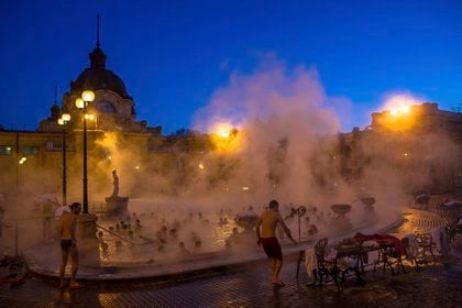 Los baños más grandes de Europa están en Budapest. (Foto: AP)