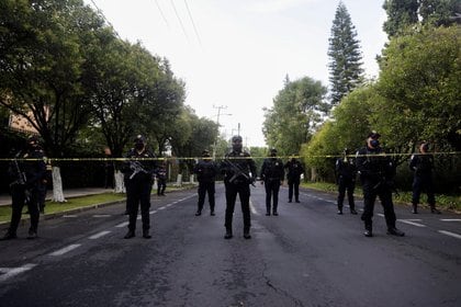 El sitio, enclavado en una de las zonas más exclusivas de la CDMX, fue resguardado por las autoridades mexicanas (Foto: REUTERS/Luis Cortes)