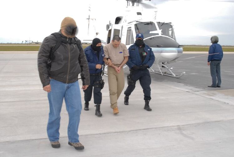  Vicente Zambada Niebla, alias el Vicentillo, fue extraditado a los Estados Unidos de Amrica por sus presuntos vnculos con el narcotrfico. Lo anterior sucedi el 18 de febrero del 2010. FOTO: PGR/CUARTOSCURO