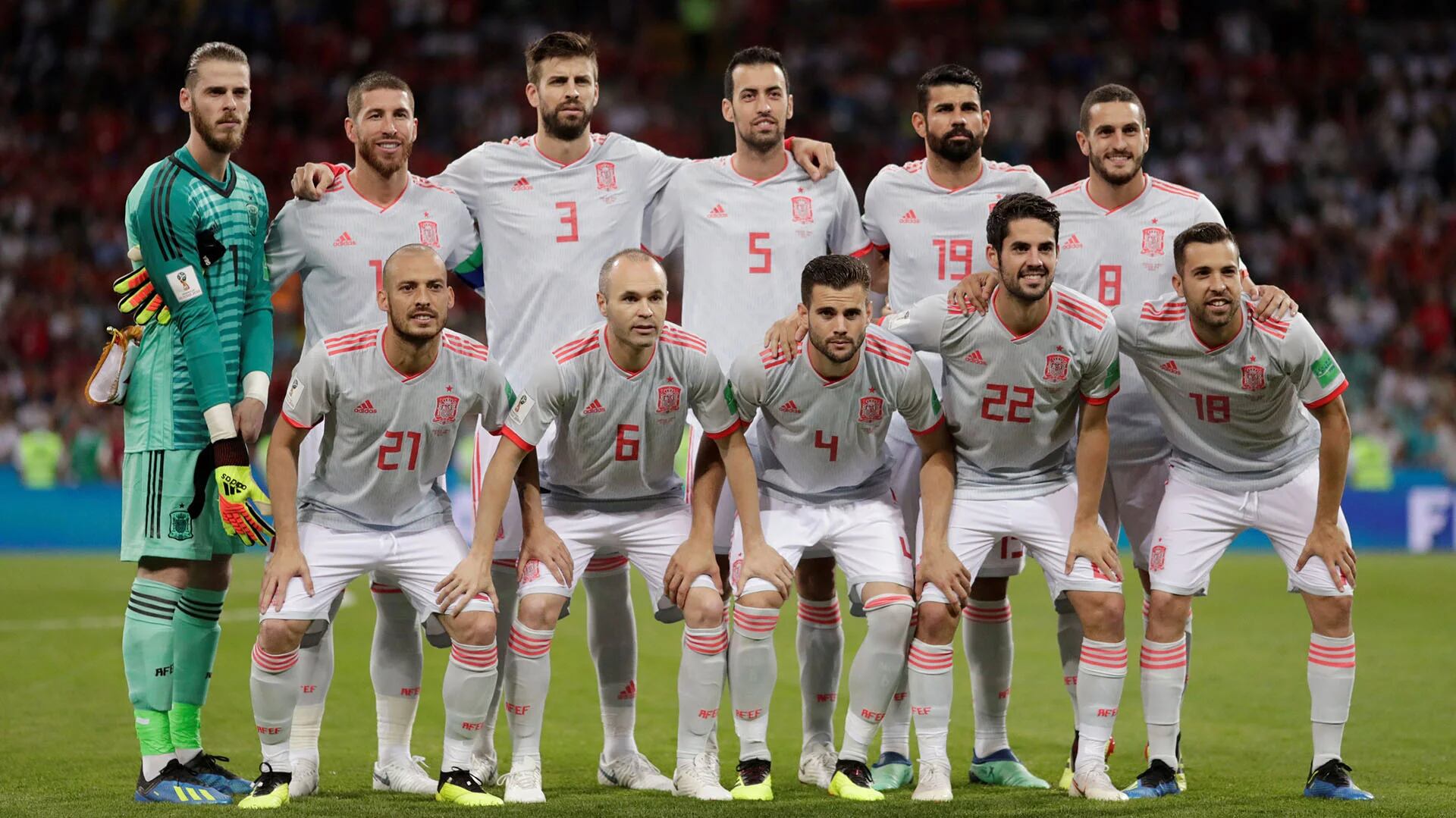 La maldición del uniforme blanco de la de España en Mundiales - Infobae