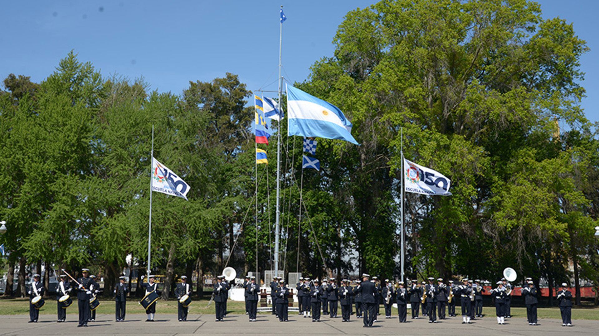 Ceremonia por el 150° aniversario de la Escuela Naval Militar