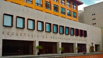 La Cancillería mexicana encabezada por Marcelo Ebrard envió una nota diplomática a EEUU para que ofrezca detalles al respecto (Foto: Cortesía SRE)