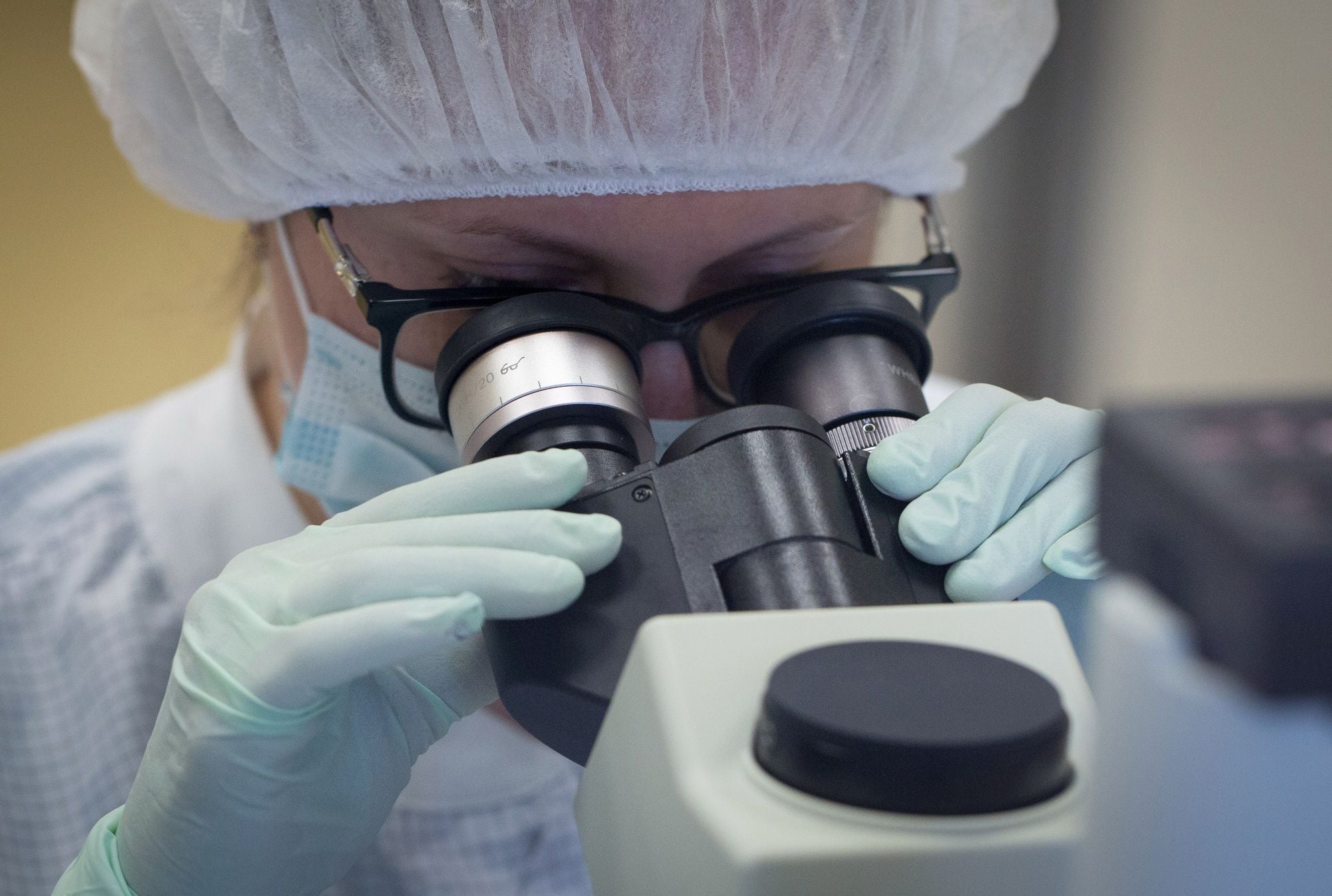 Expertos en todo el mundo buscan registrar nuevas variantes del coronavirus para observar su evolución y peligrosidad (Photographer: Andrey Rudakov/Bloomberg)