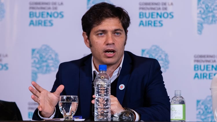 El gobernador de Buenos Aires se puso en contacto con empresas textiles para asegurar el abastecimiento de tapabocas a la comunidad